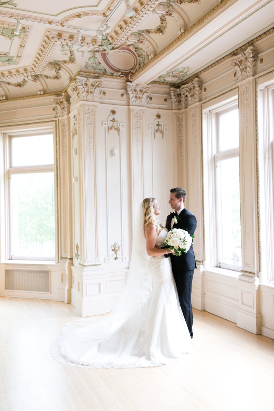 Lilac-Hued Wedding at The Swedish Institute | Minnesota Bride