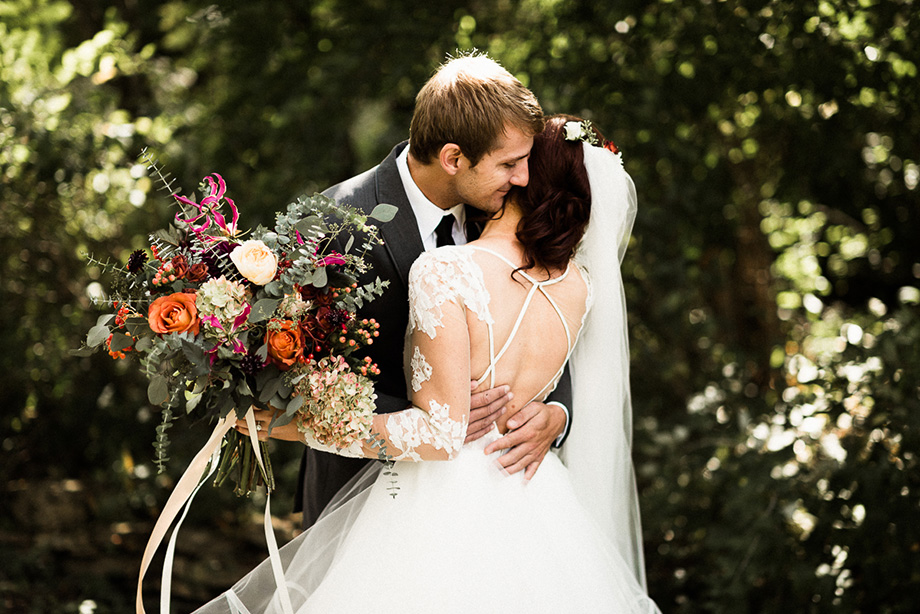 The Best Orange and Yellow Wedding Bouquets | Minnesota Bride