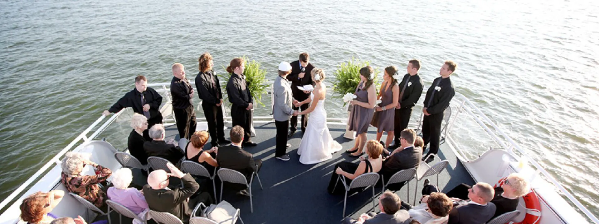 On the Water: Lakeside Weddings | Minnesota Bride